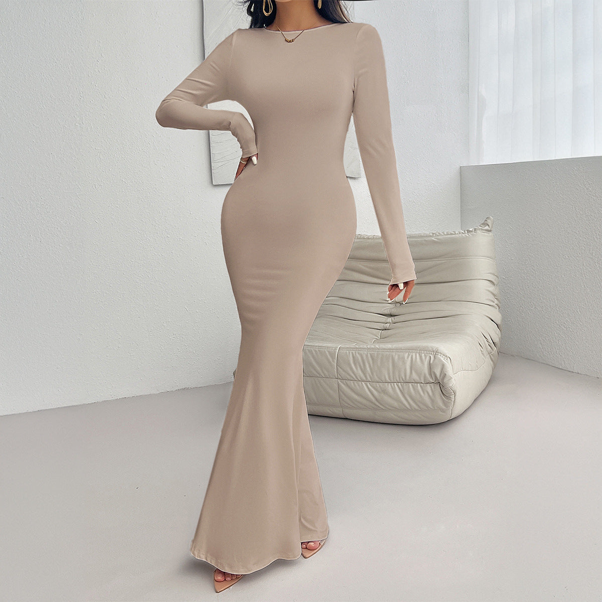 Autumn and winter women's sexy slim round neck solid color long sleeve dress