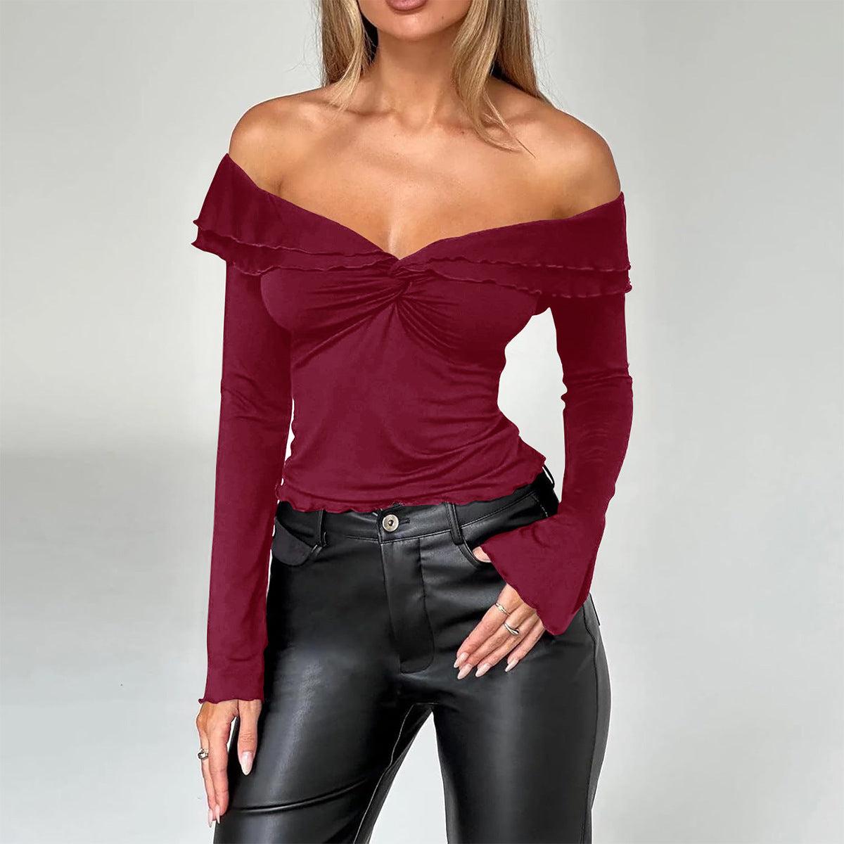 Autumn and winter one-shoulder solid color long-sleeved knitted tops for women